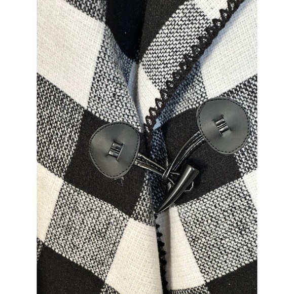 Mud Pie women’s black plaid blanket vest one size fits most - Picture 4 of 8